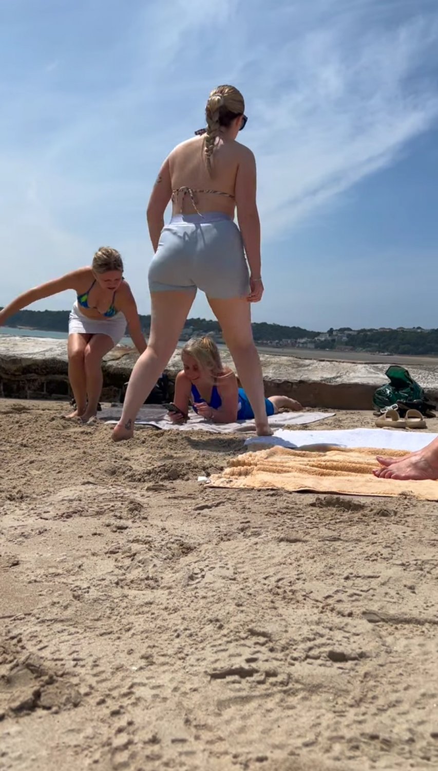 Random chicks #BrkIMFV4