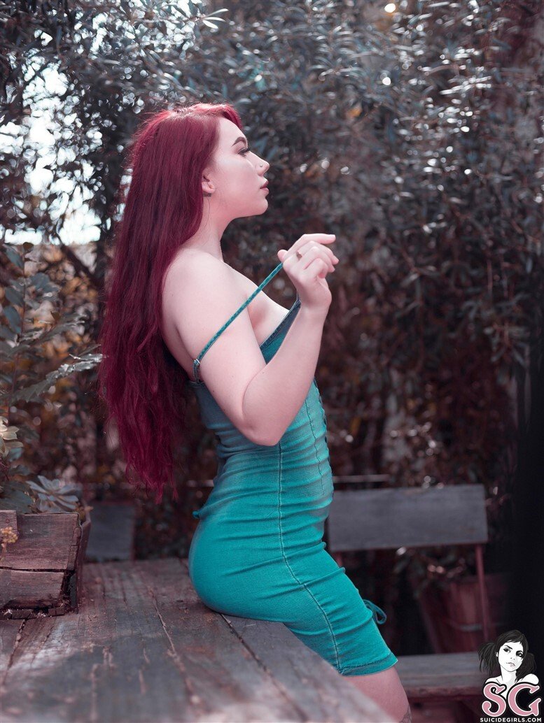Sirenerouge-Mi Vida (Suicide Girls) #iNnEaedu